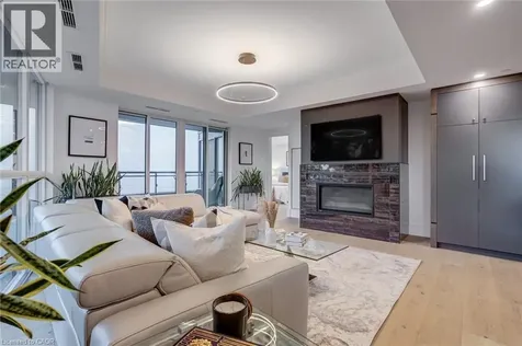 2060 Lakeshore Road Burlington ON L7R 0G2
