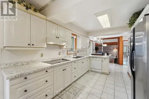 645 Hatton Avenue Selwyn ON K0L 1H0