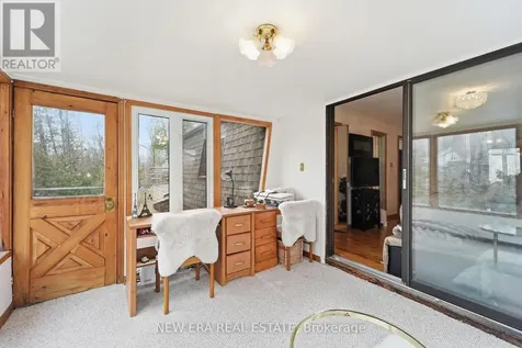 645 Hatton Avenue Selwyn ON K0L 1H0