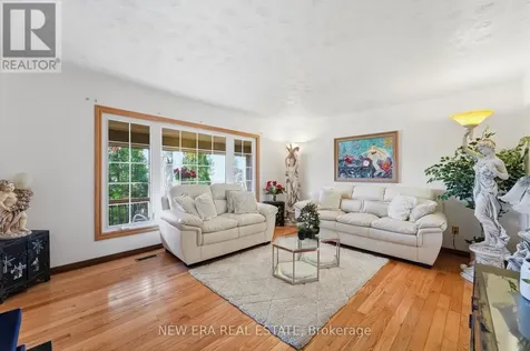 645 Hatton Avenue Selwyn ON K0L 1H0