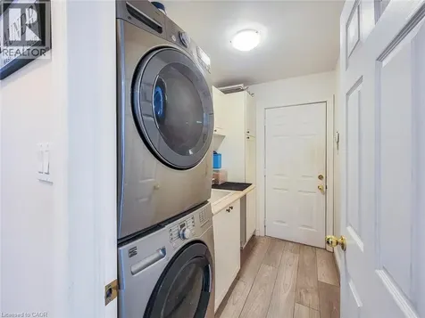86 Margaret Avenue Hamilton ON L8G 3G5
