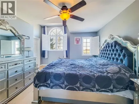 86 Margaret Avenue Hamilton ON L8G 3G5