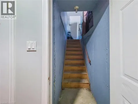 86 Margaret Avenue Hamilton ON L8G 3G5