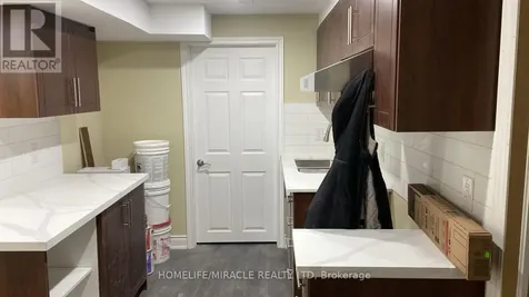 25 Thornridge Crescent Kitchener ON N2M 4V9