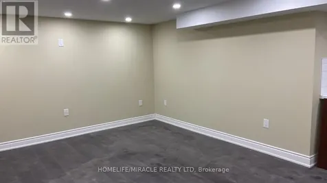25 Thornridge Crescent Kitchener ON N2M 4V9