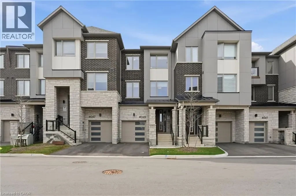 4045 Saida Street Mississauga ON L5M 2S8