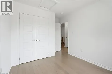 4045 Saida Street Mississauga ON L5M 2S8