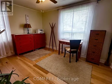 38 South Edgeware Road St. Thomas ON N5P 2H4