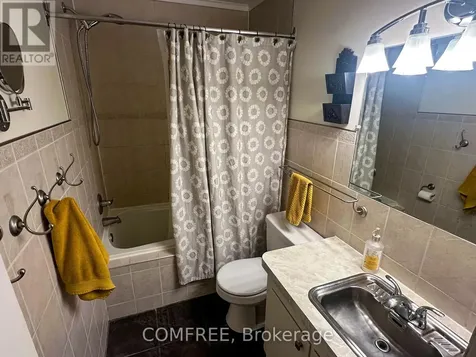 38 South Edgeware Road St. Thomas ON N5P 2H4
