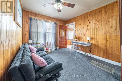 42 Wahneta Avenue Lasalle ON N9J 1T7