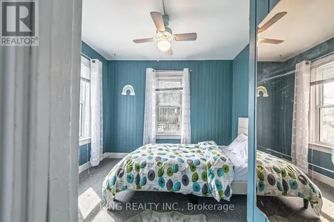 42 Wahneta Avenue Lasalle ON N9J 1T7