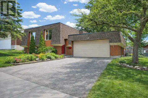 42 Culpepper Drive Waterloo ON N2L 5L1
