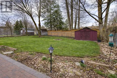 42 Culpepper Drive Waterloo ON N2L 5L1