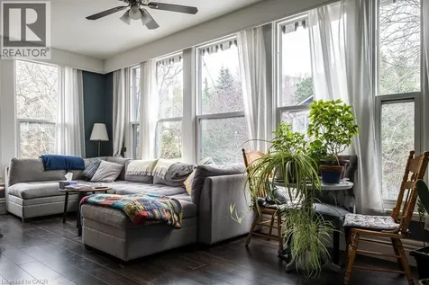 347 Queen Street South Hamilton ON L8P 3T8