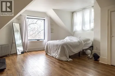347 Queen Street South Hamilton ON L8P 3T8