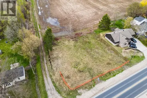 28 Brentwood Road Essa ON L0M 1B2