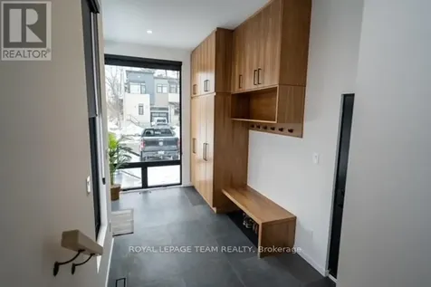 358 Byron Avenue Ottawa ON K1Z 5S3