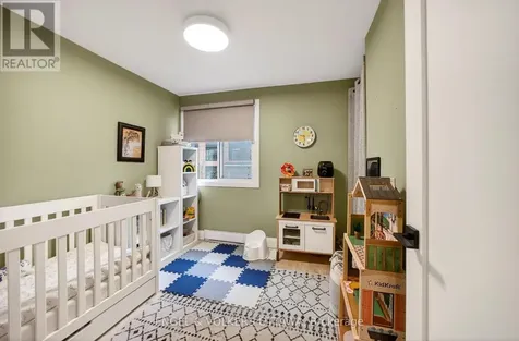 35 Robinson Avenue Ottawa ON K1N 8N8