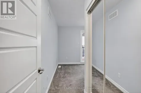 218 Pilot Private Ottawa ON K2V 0S4