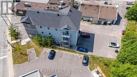 17 Moore Street Carleton Place ON K7C 2R4