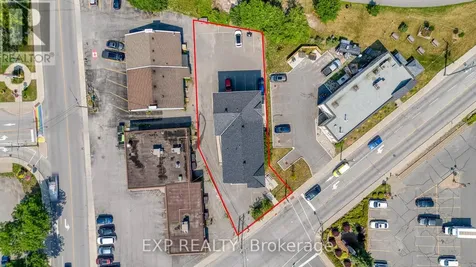 17 Moore Street Carleton Place ON K7C 2R4
