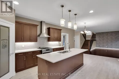 212 Jasmine Drive Lakeshore ON N8L 0T1