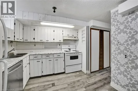 13 Mcdonald Court Waterdown ON L9H 7G1