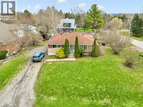 13 Mcdonald Court Waterdown ON L9H 7G1