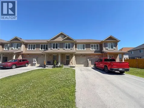 7905 Oldfield Road Niagara Falls ON L2G 3J8