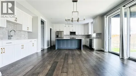 310 Blake Avenue Belle River ON N8L 1B6