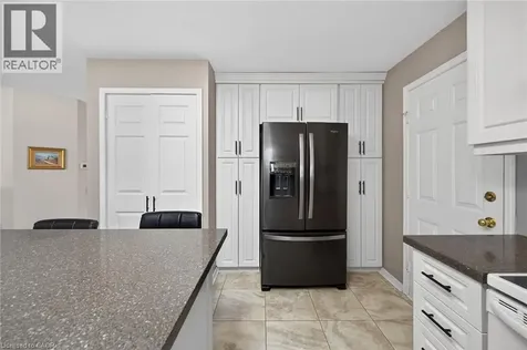 232 Silverbirch Boulevard Hamilton ON L0R 1W0