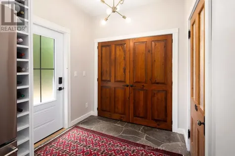 119 Matilda Street Blue Mountains ON N0H 1J0