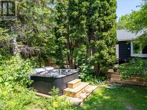 119 Matilda Street Blue Mountains ON N0H 1J0