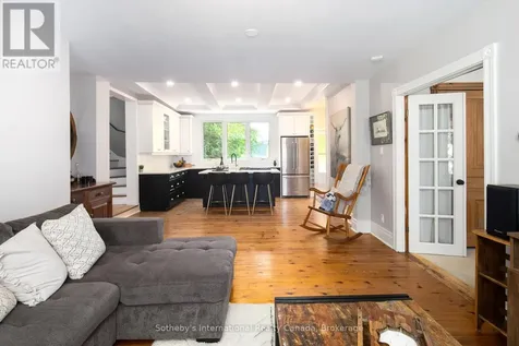 119 Matilda Street Blue Mountains ON N0H 1J0