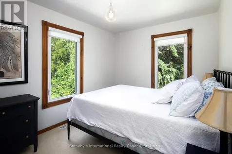 119 Matilda Street Blue Mountains ON N0H 1J0