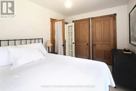 119 Matilda Street Blue Mountains ON N0H 1J0