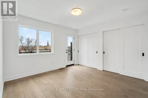 67 Parent Avenue Ottawa ON K1N 0E6