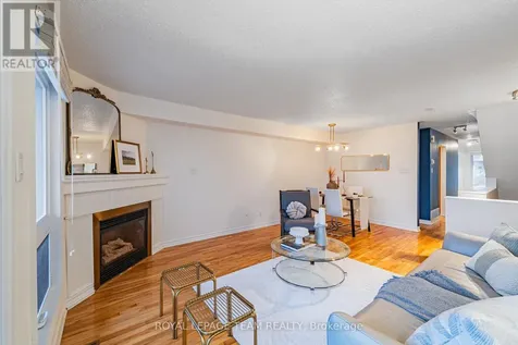 1615 Locksley Lane Ottawa ON K1J 1B6