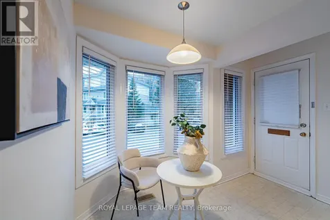 1615 Locksley Lane Ottawa ON K1J 1B6