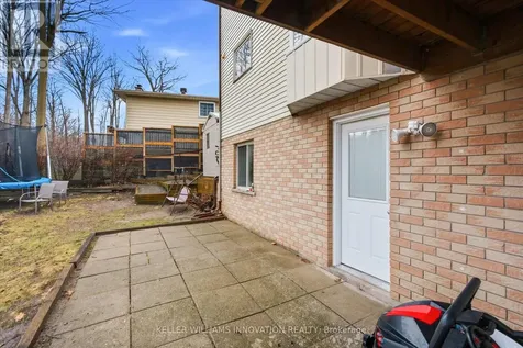 235 Southwood Drive Kitchener ON N2E 2B2
