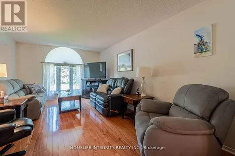 37 Brouwer Crescent Wasaga Beach ON L9Z 1L8