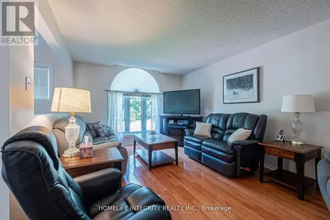 37 Brouwer Crescent Wasaga Beach ON L9Z 1L8