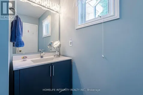 37 Brouwer Crescent Wasaga Beach ON L9Z 1L8
