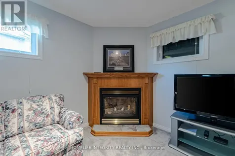 37 Brouwer Crescent Wasaga Beach ON L9Z 1L8