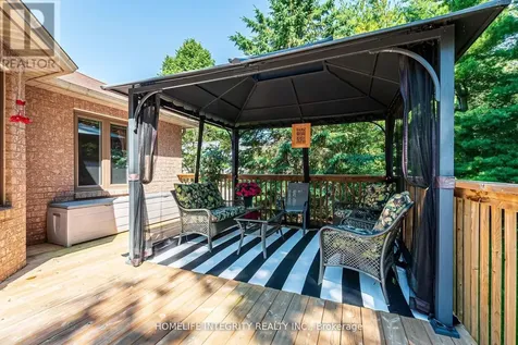 37 Brouwer Crescent Wasaga Beach ON L9Z 1L8