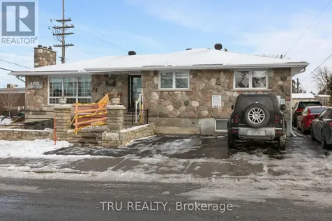 1901 Banff Avenue Ottawa ON K1V 7W9