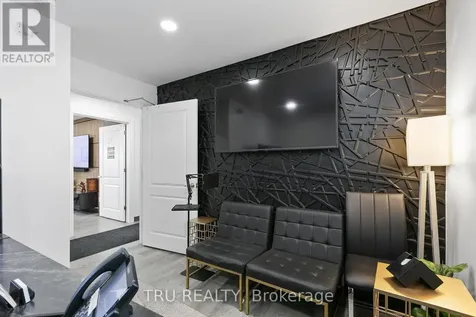 1901 Banff Avenue Ottawa ON K1V 7W9