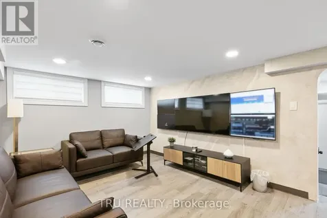 1901 Banff Avenue Ottawa ON K1V 7W9