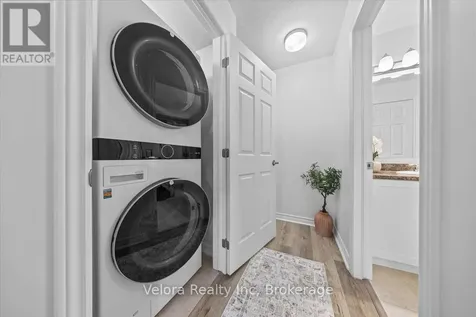 78 Lyrid Private Ottawa ON K2J 6N3