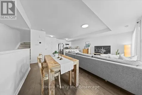 78 Lyrid Private Ottawa ON K2J 6N3